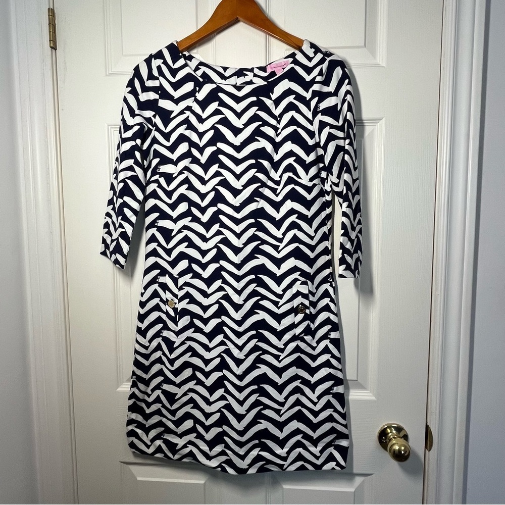 Lilly Pulitzer Charlene Navy and White I Got Lucky Dress Size Small